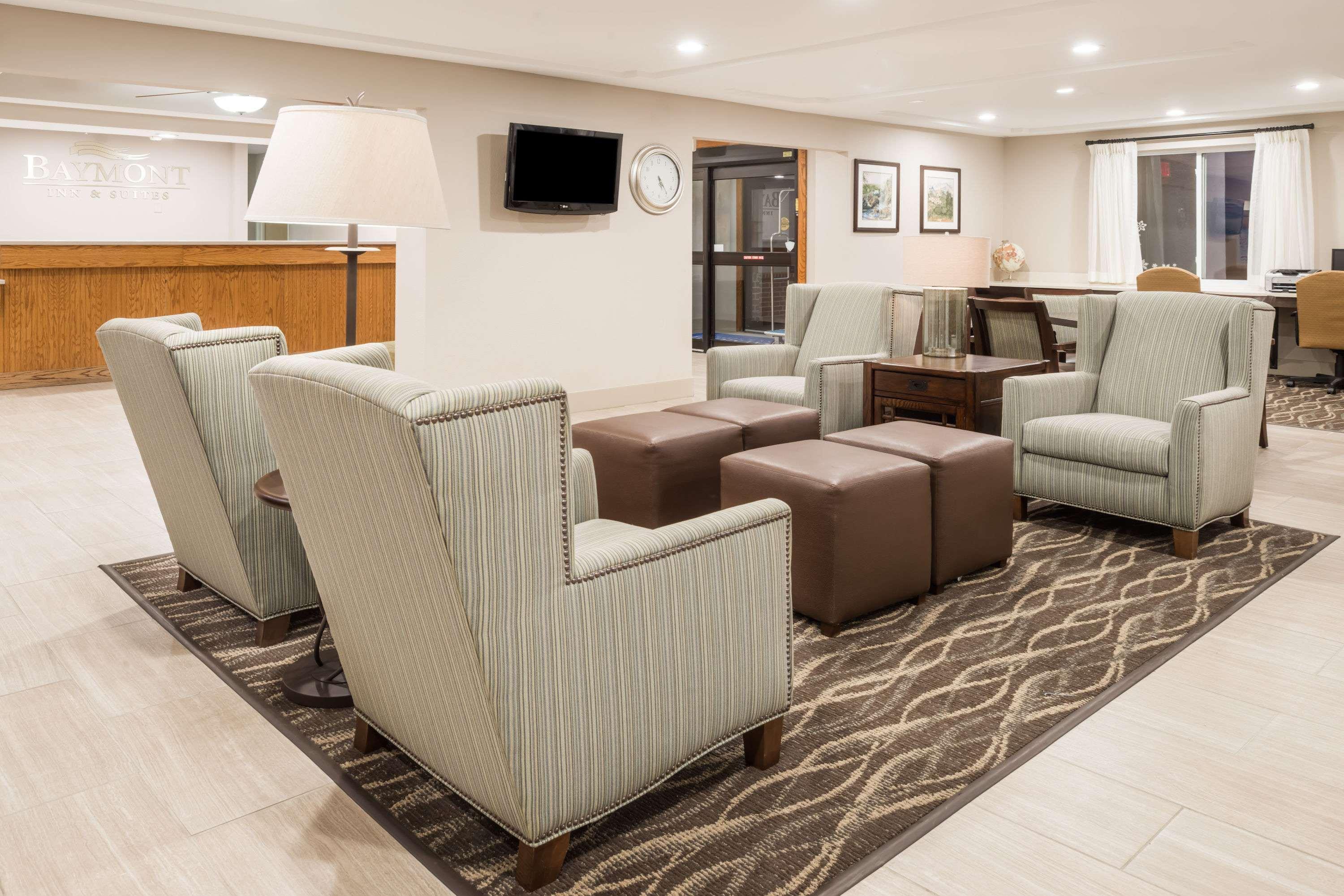 Baymont By Wyndham Fulton Hotel Екстериор снимка